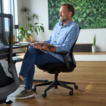 Ofinto Ergo chaise ergonomique Noire sans accoudoirs - Soutien lombaire réglable – Image 6
